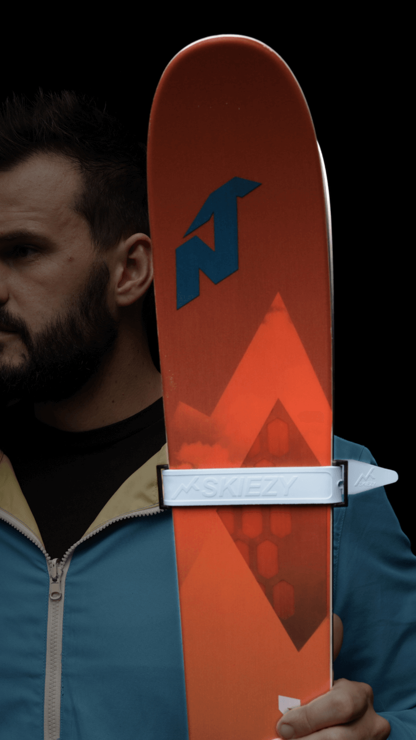 Mobile footer banner featuring Skiezy ski straps for easy transport